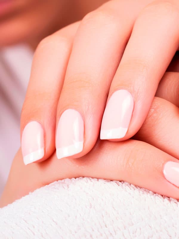 Hacer la manicura spa en Vigo