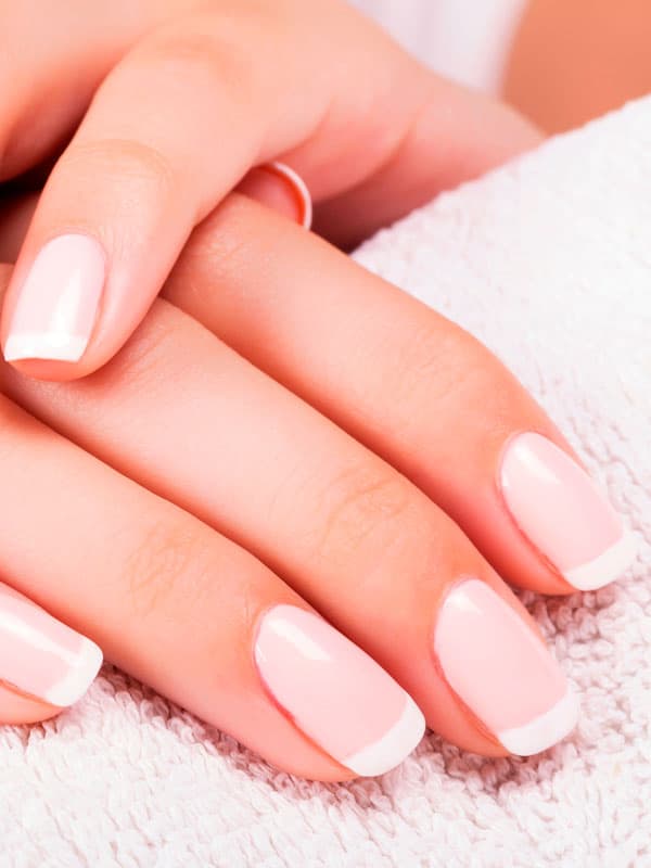 Manicura spa en el centro de estética en Vigo